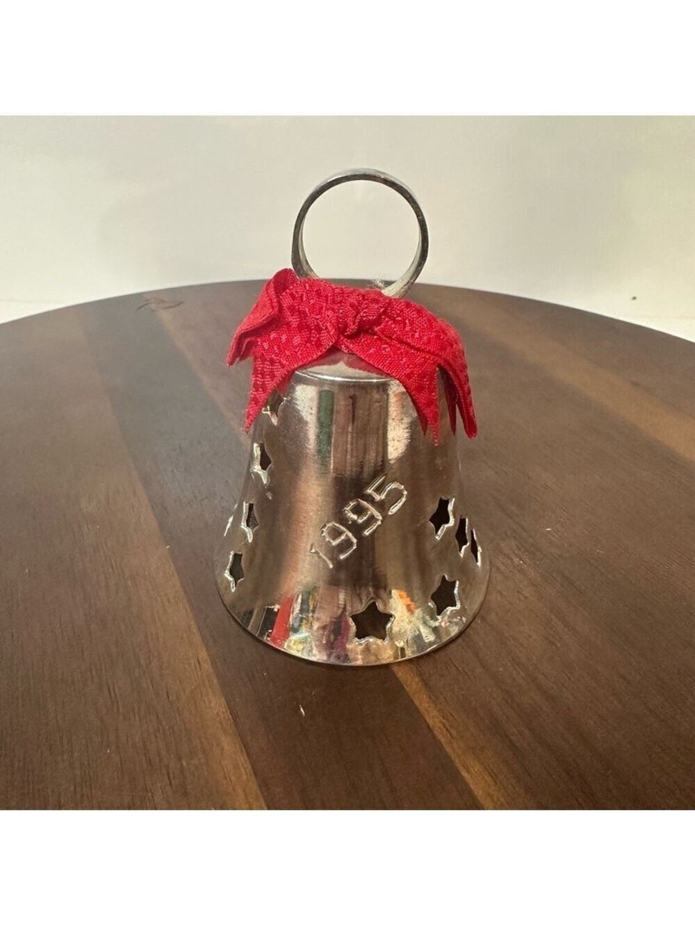 International Silver Co. 1995 Silverplated Engraved Bell Ornament NIB